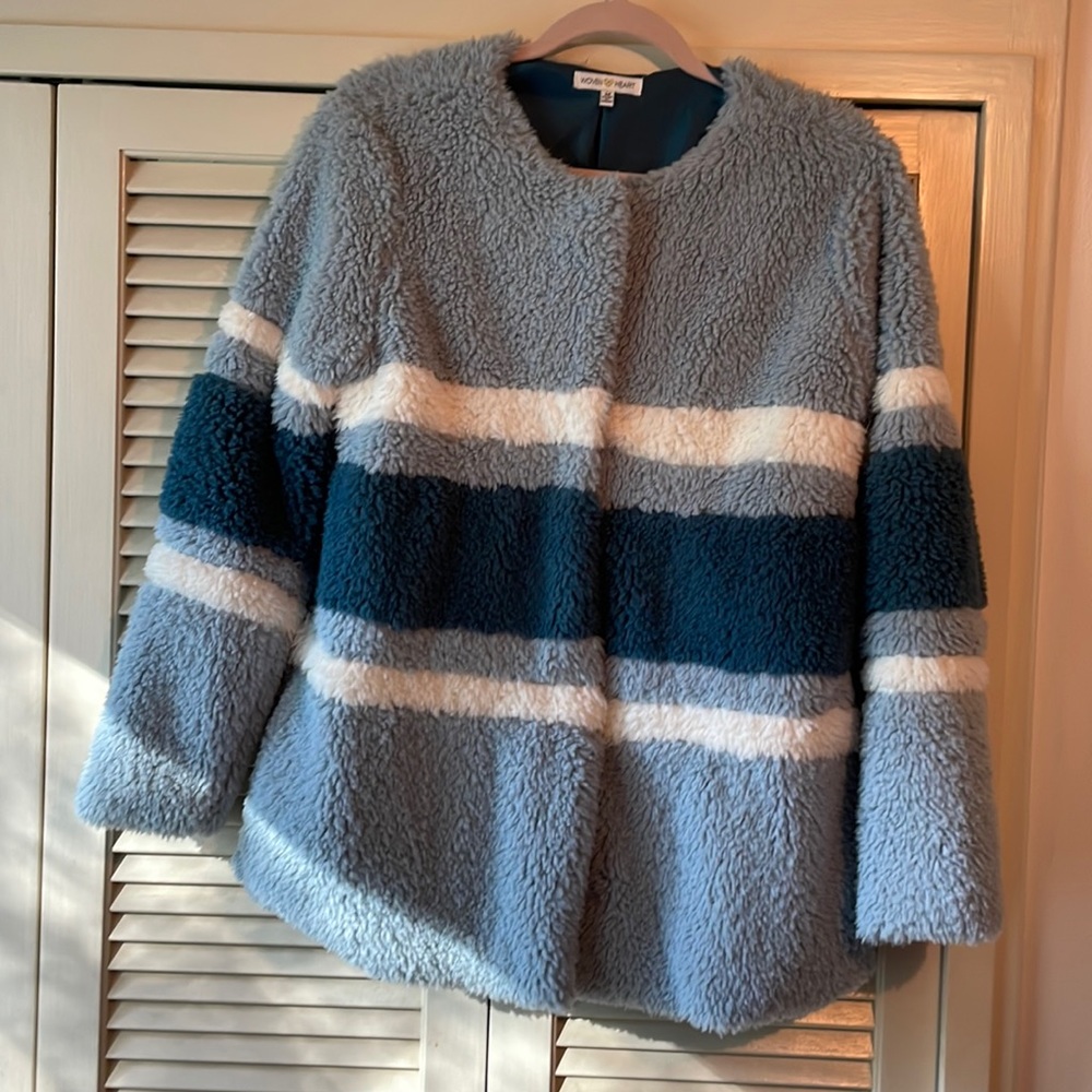 Woven heart blue stripe Teddy coat sz Med